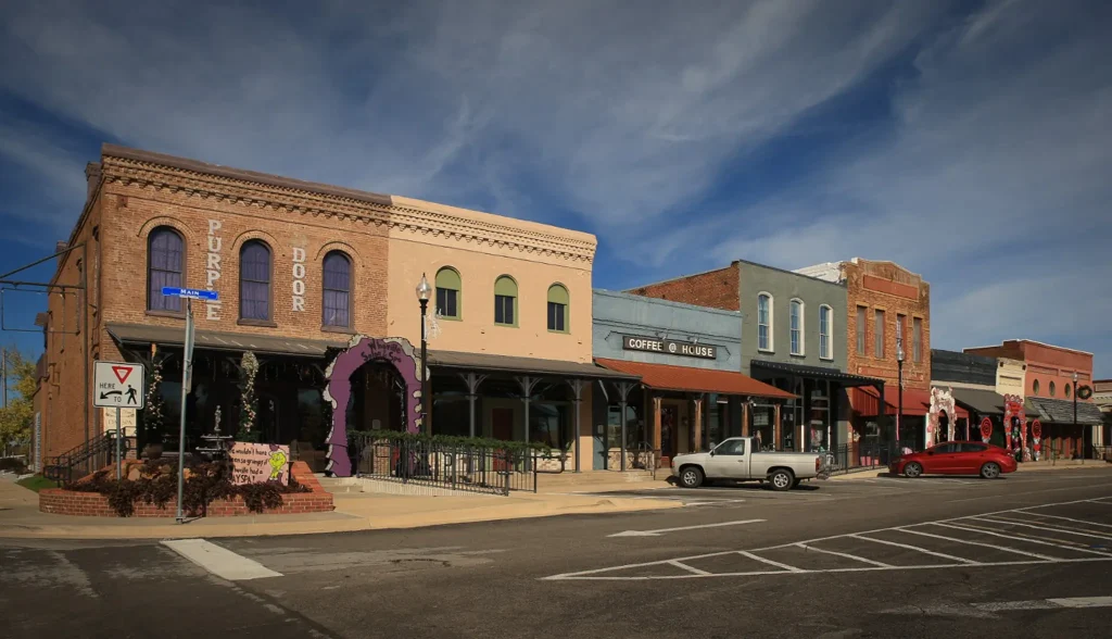 Downtown_Pilot_Point